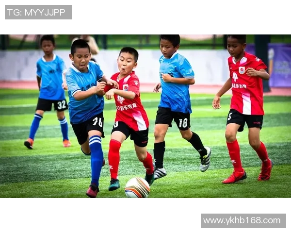 花都练足球助力青少年成长与健康发展打造足球梦想新天地